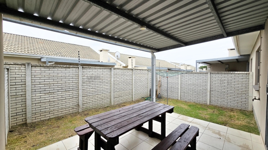 2 Bedroom Property for Sale in Gonubie Eastern Cape